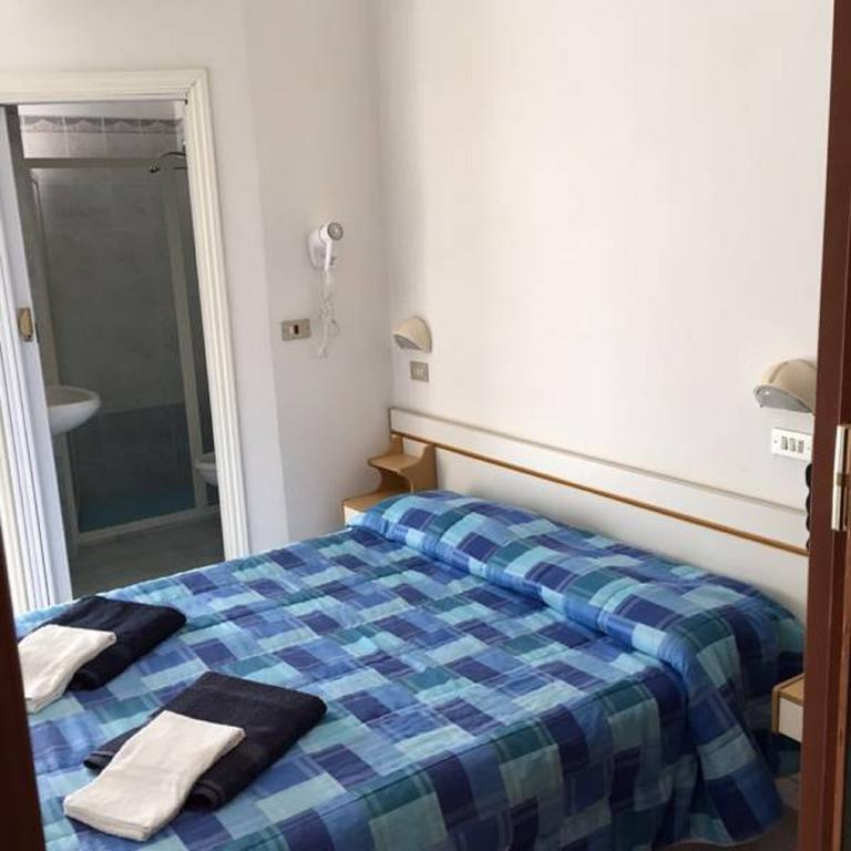 Hotel Delizia Римини Номер фото