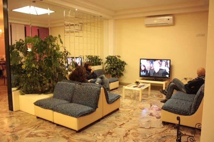 Hotel Delizia Римини Экстерьер фото