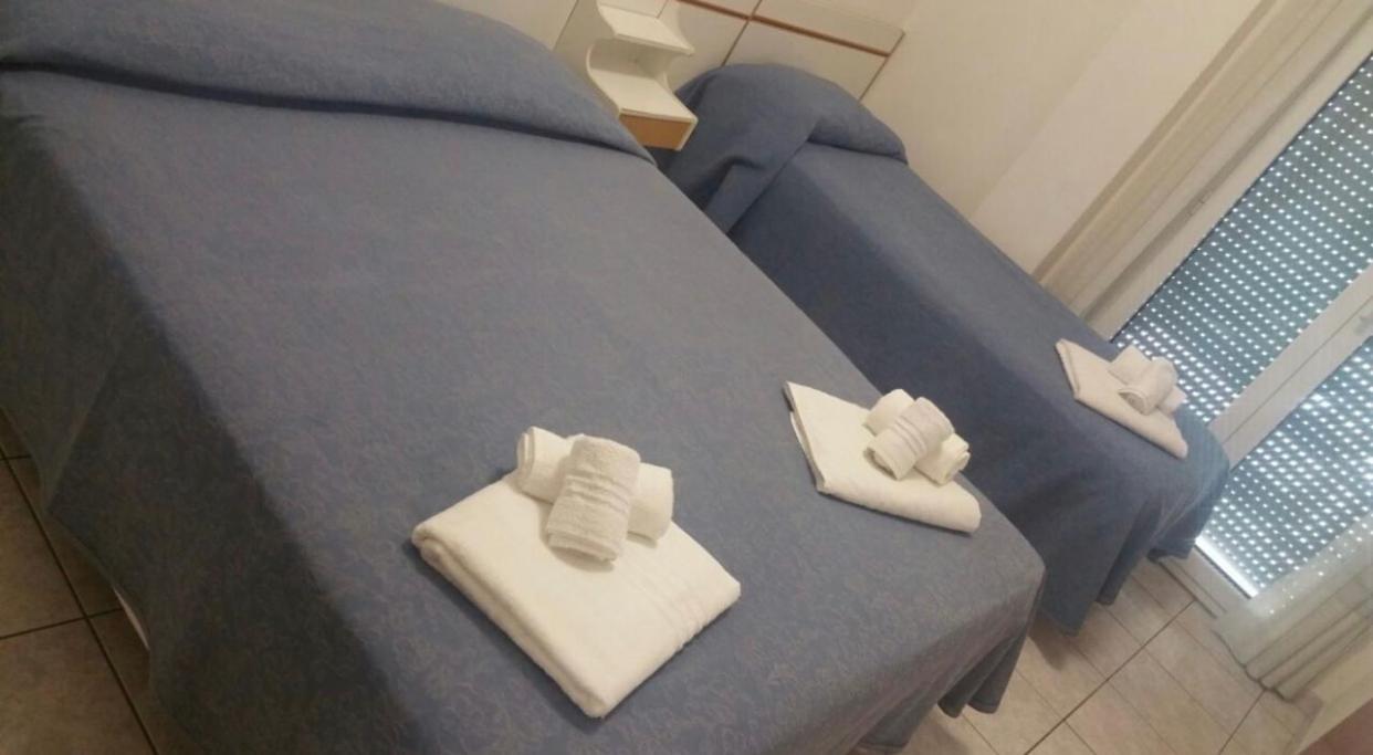 Hotel Delizia Римини Экстерьер фото